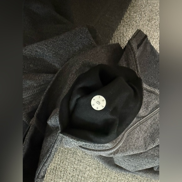 Lululemon Featherlight Tight Heathered Black - Picture 6 of 9